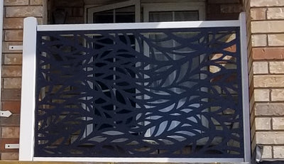 Wavy Leaves Privacy Panel